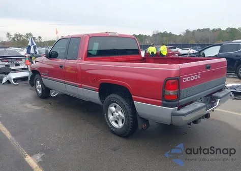 1999 Dodge Ram 1500 St z USA, uszkodzony, nr VIN 3B7HC13Z5XM546925